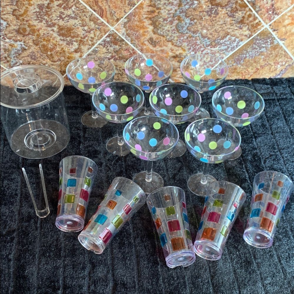 Plastic Drink Set 8 Margarita Polka Dot Glasses, Ice Bucket Tongs, 5 Tumblers